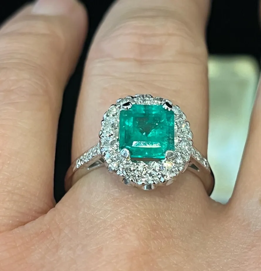 1950s 2.10ct Emerald Cluster Ring