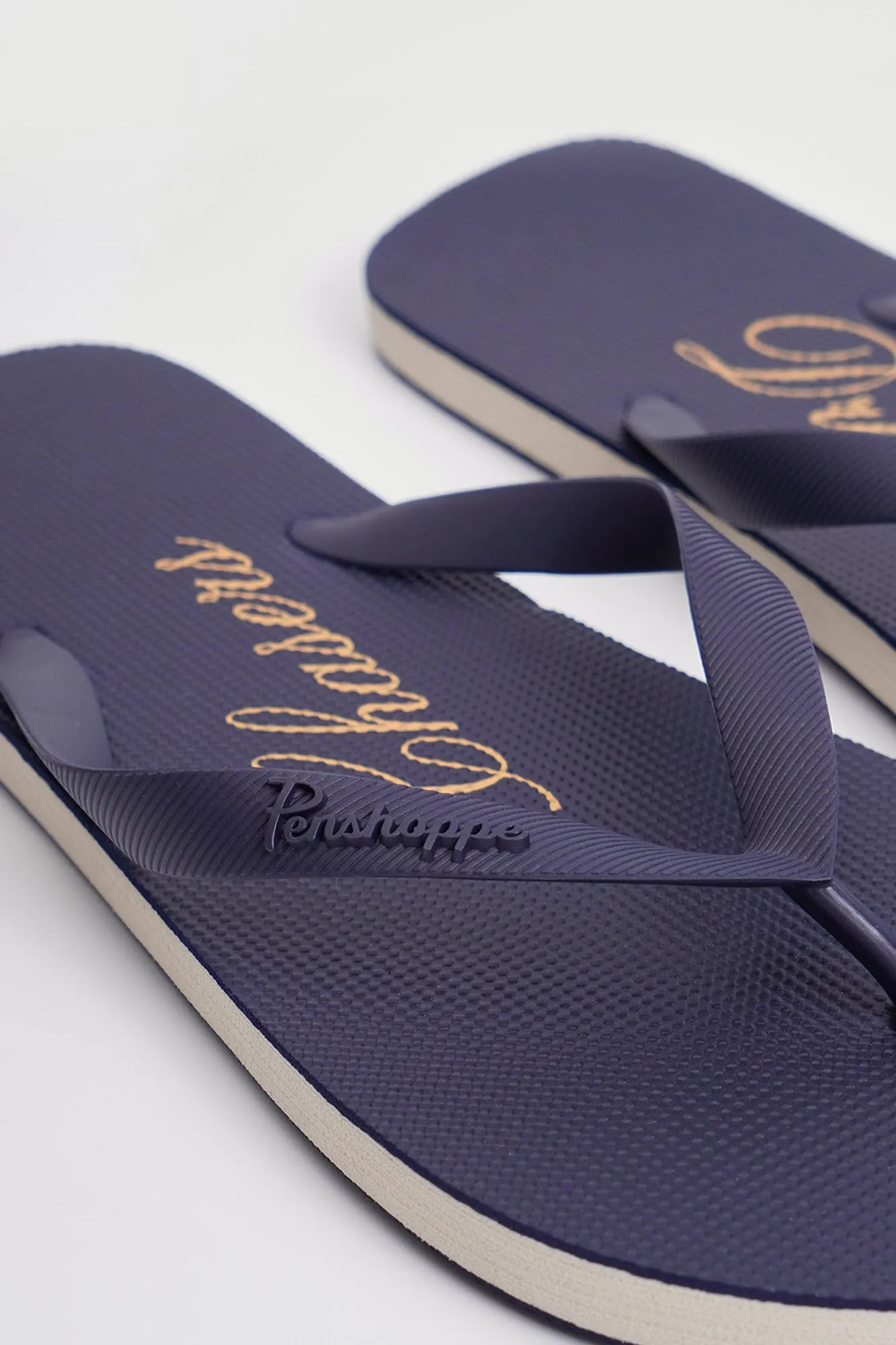 Men's Flip Flops with Two-Tone Sole and Text