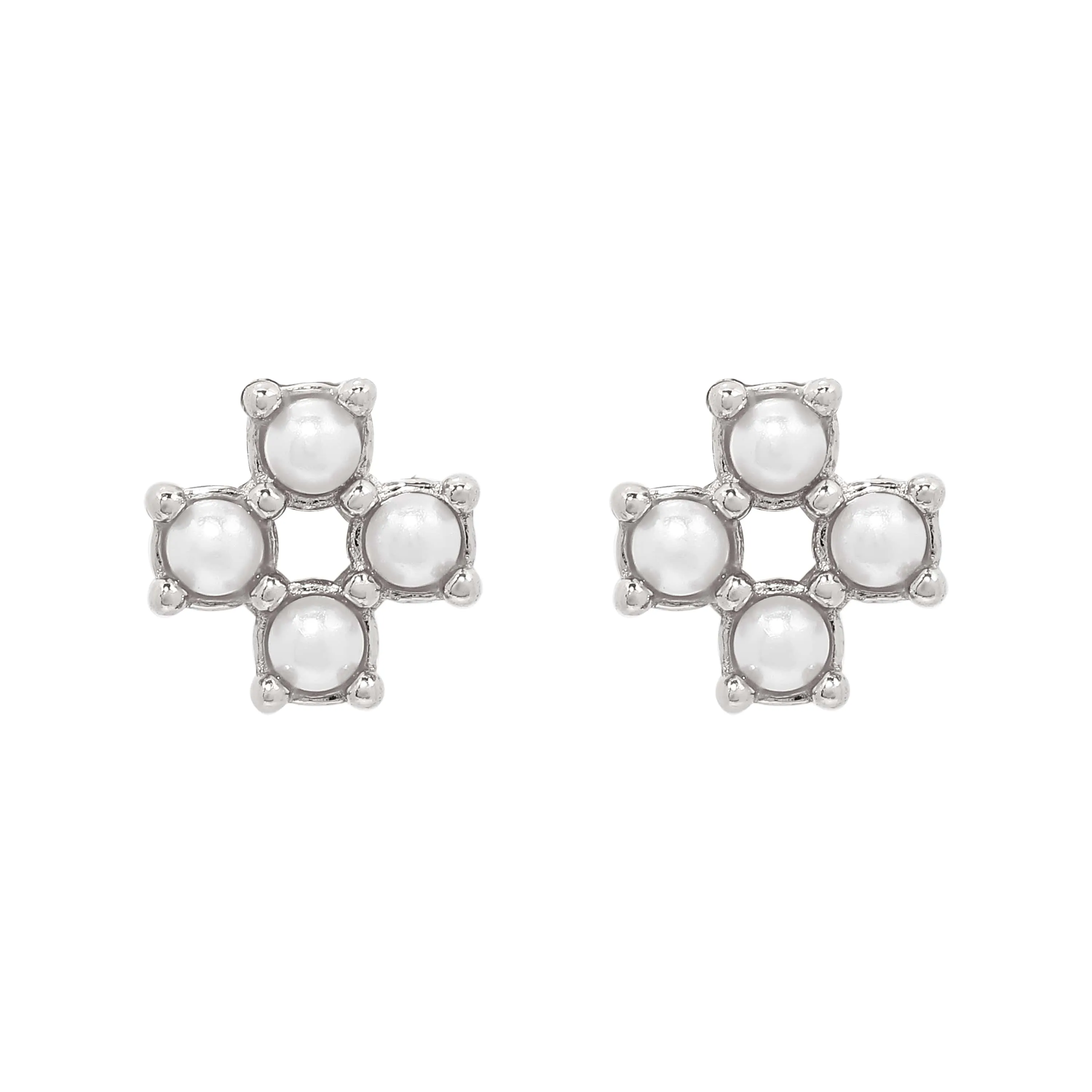 Sania Pearl Studs