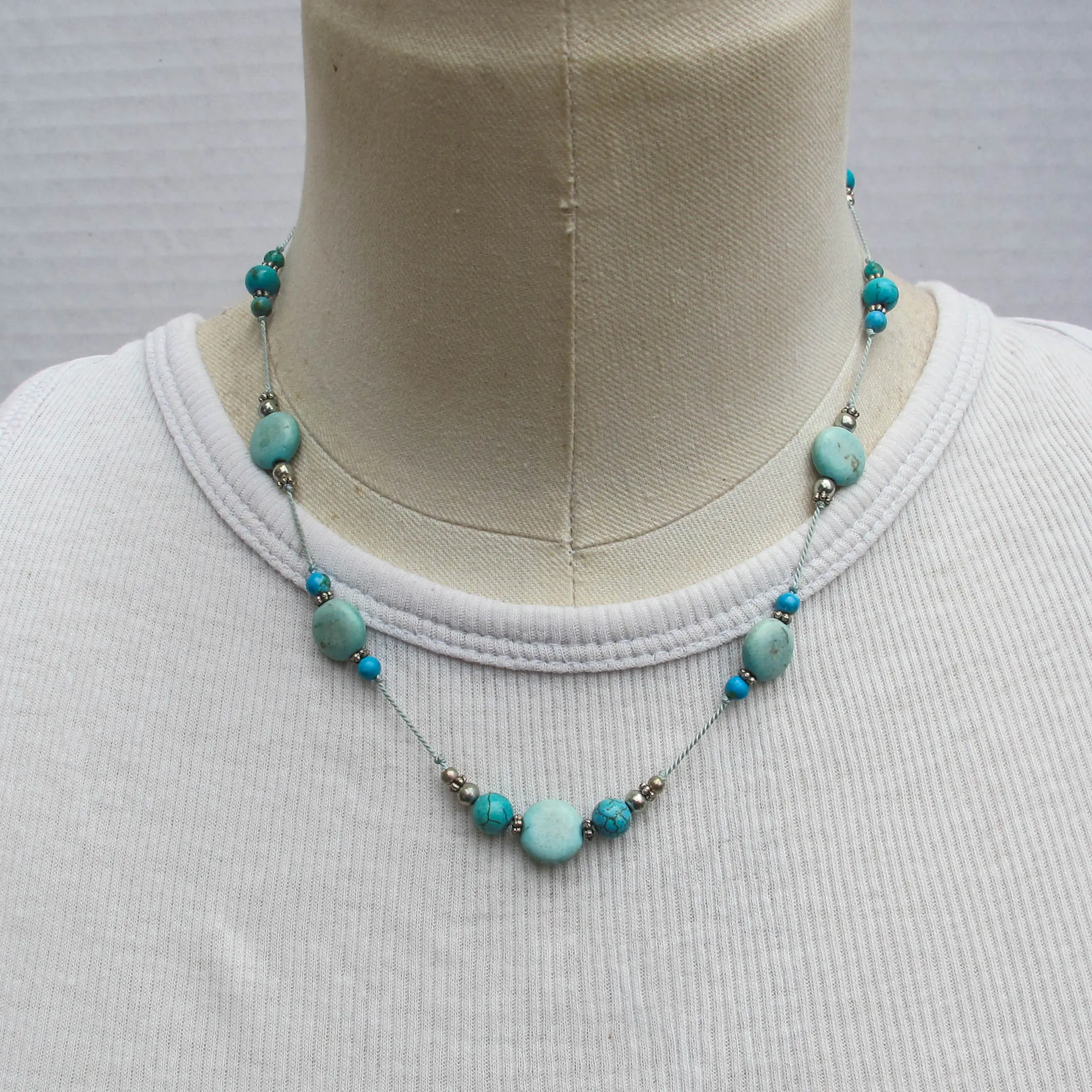 Turquoise Magnesite Hand-Knotted Floating Design Necklace